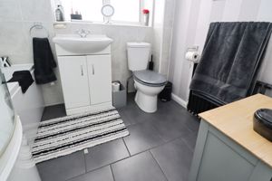 TYLNEY CLOSE- click for photo gallery